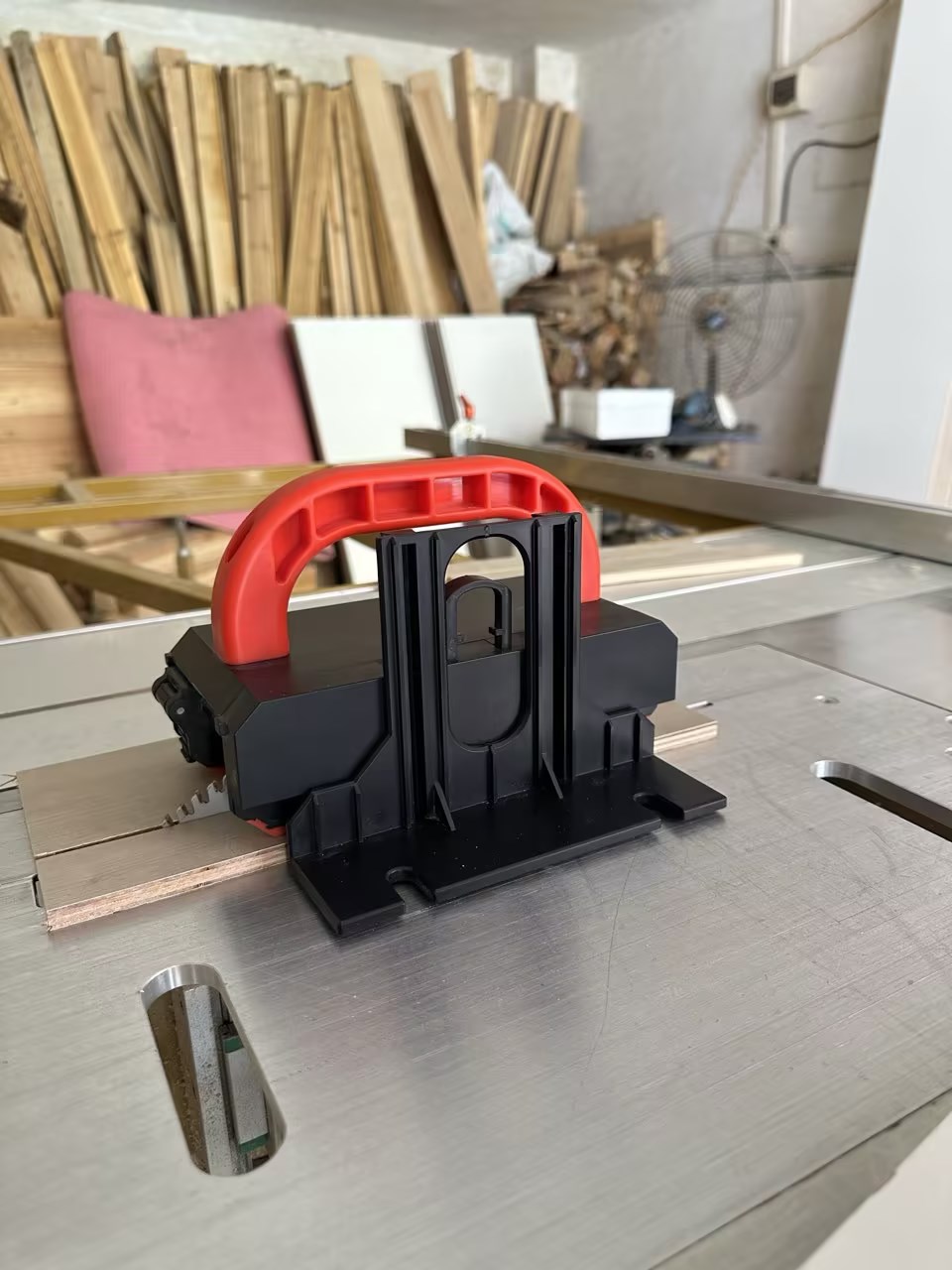 Woodworking Bandsaw - Регулируемый упор-толкатель для настольной пилы, безопасный